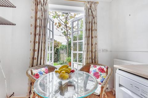 125 Harpsden Road, Henley-on-thames, RG9 1ED