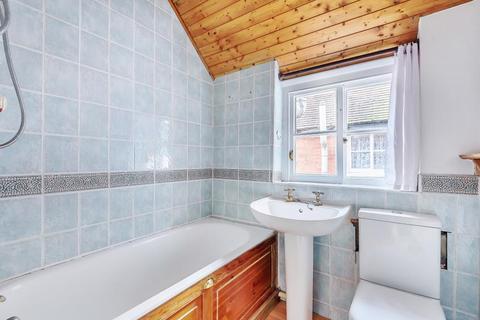 125 Harpsden Road, Henley-on-thames, RG9 1ED