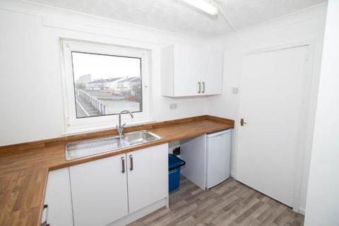 2 bedroom flat to rent - Ash Road, Cumbernauld G67