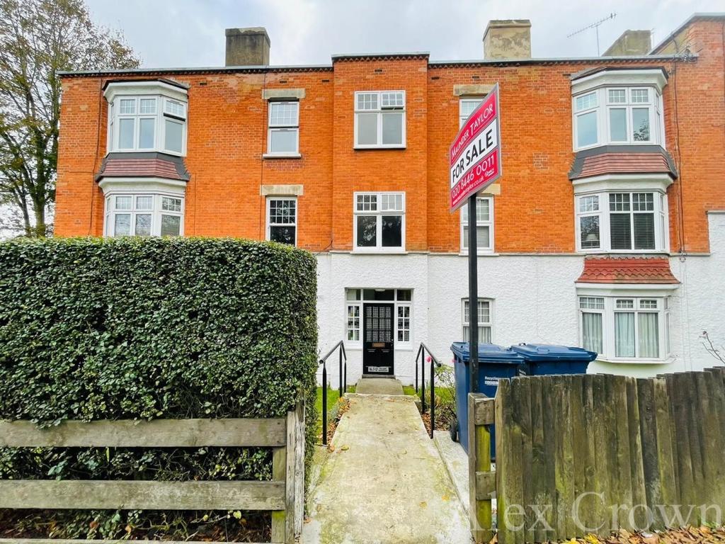 Hill, High 2 bed apartment £1,650 pcm (£381 pw)
