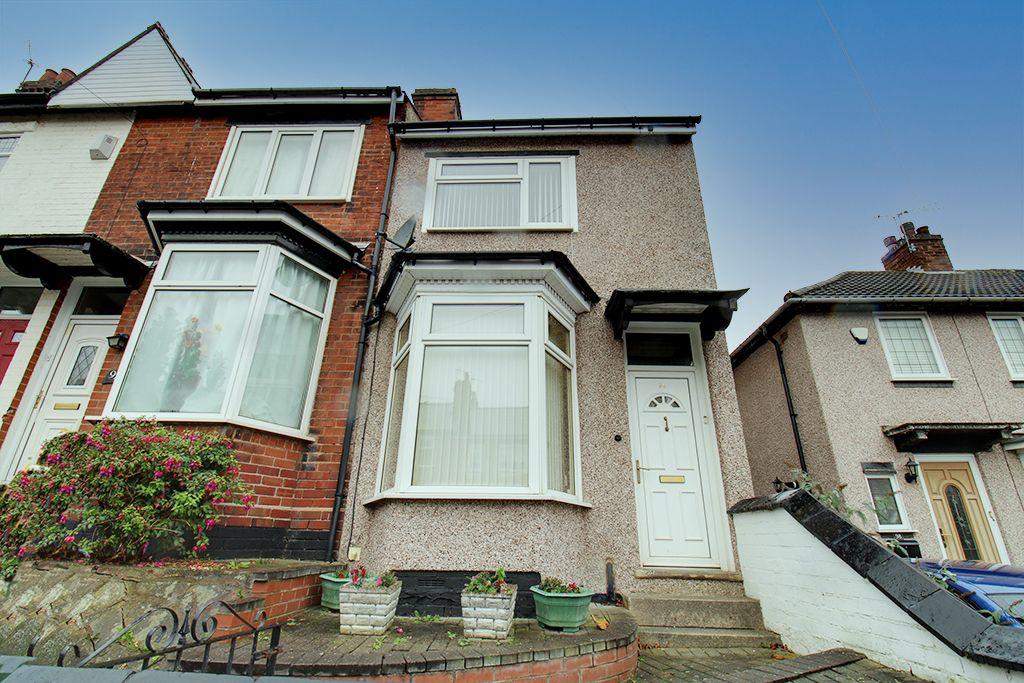 Rathbone Road, Bearwood B67 5JF 3 bed end of terrace house - £220,000