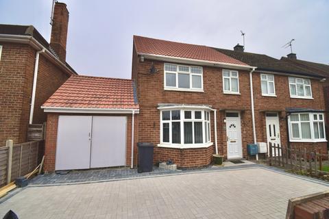 4 bedroom semi-detached house for sale - Westmeath Avenue, Leicester, LE5