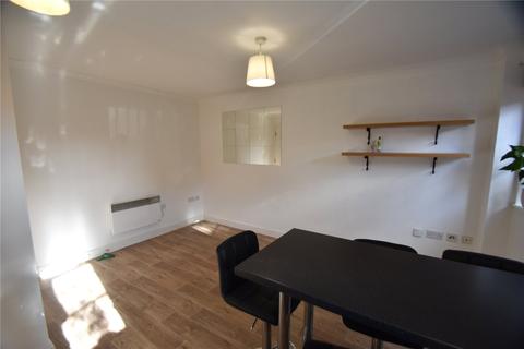 2 bedroom apartment to rent - Baytree Court, Hospital Hill, Chesham, Buckinghamshire, HP5
