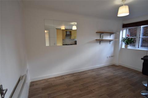 2 bedroom apartment to rent - Baytree Court, Hospital Hill, Chesham, Buckinghamshire, HP5
