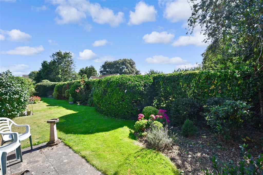 Stein Road, Southbourne, Hampshire 2 bed ground floor flat £185,000
