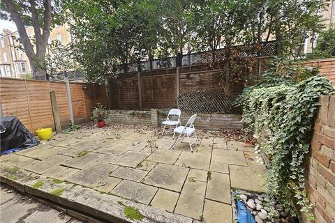 2 bedroom apartment to rent, Bolingbroke Road, London, W14