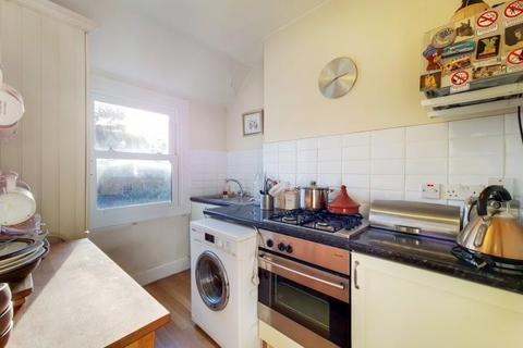 20a Royal Hill, London, SE10 8RT