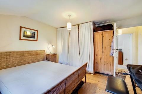 20a Royal Hill, London, SE10 8RT
