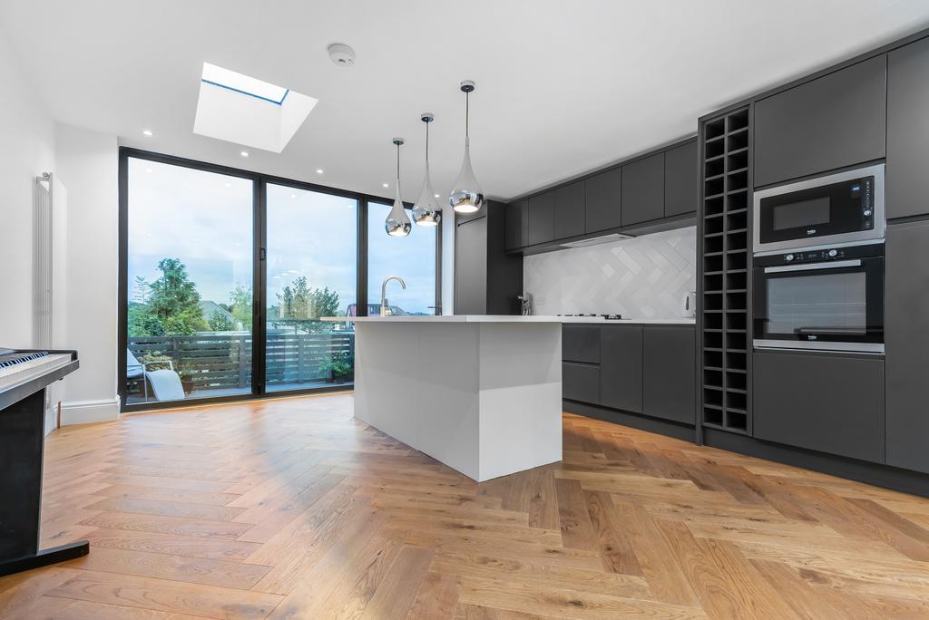 Kitchen 6