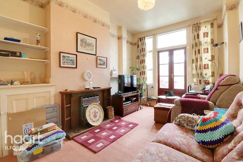 13 Aden Road, Ilford, IG1 4SJ