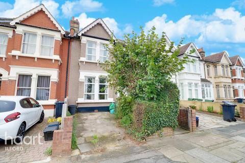 13 Aden Road, Ilford, IG1 4SJ