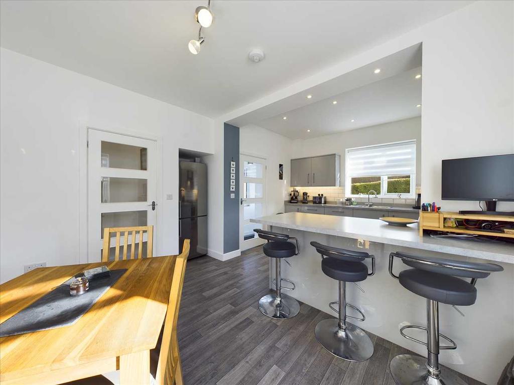 Kitchen/Diner/Hub