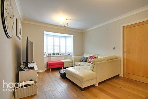 35 Galleon Way, Upnor, Rochester, ME2 4GX