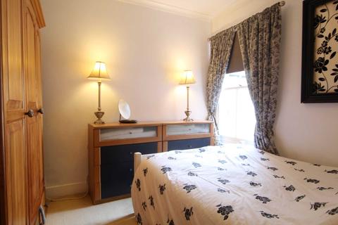 76 Queens Road, Caversham, Reading, RG4 8DL