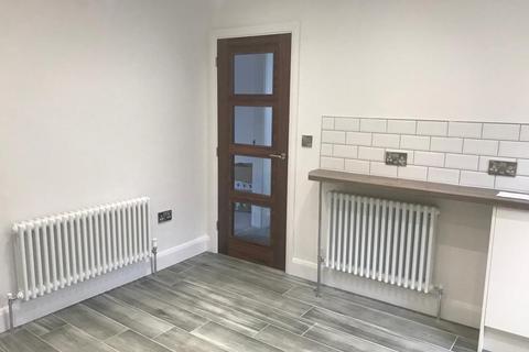 2 bedroom apartment to rent, Derby Road, Stapleford NG9