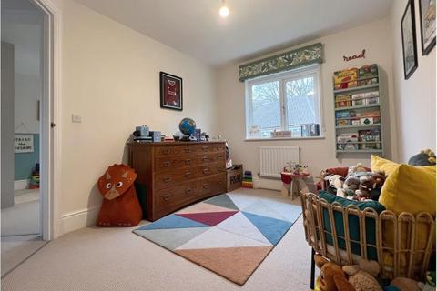 49 Jopling Road, Bisley, Woking, GU24 9FN
