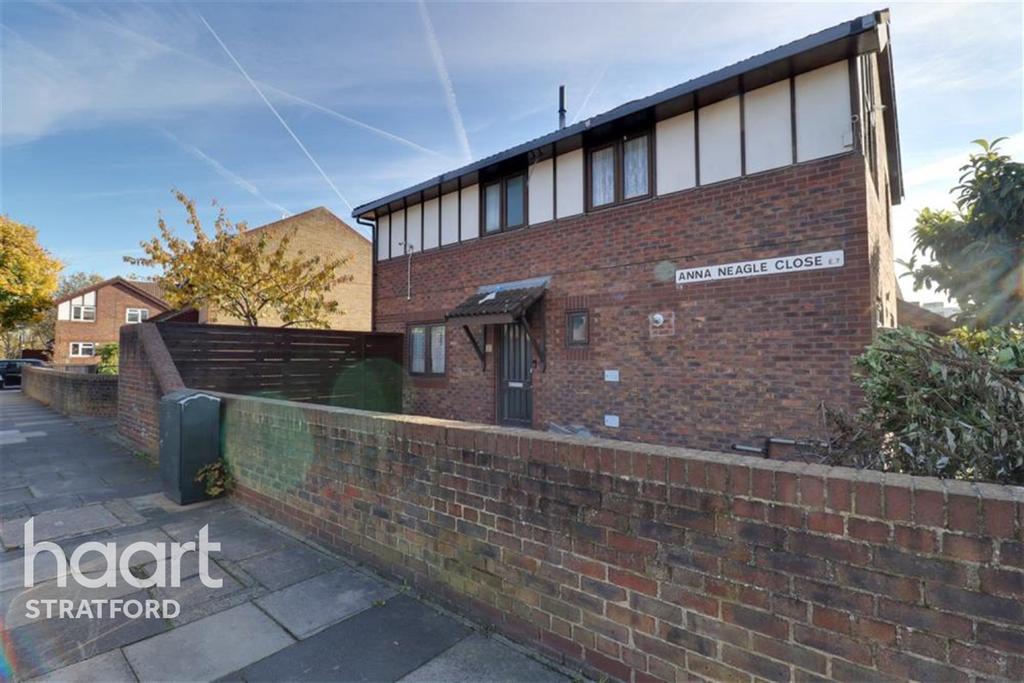 Anna Neagle Close, Forest Gate, E7 4 bed end of terrace house £2,300