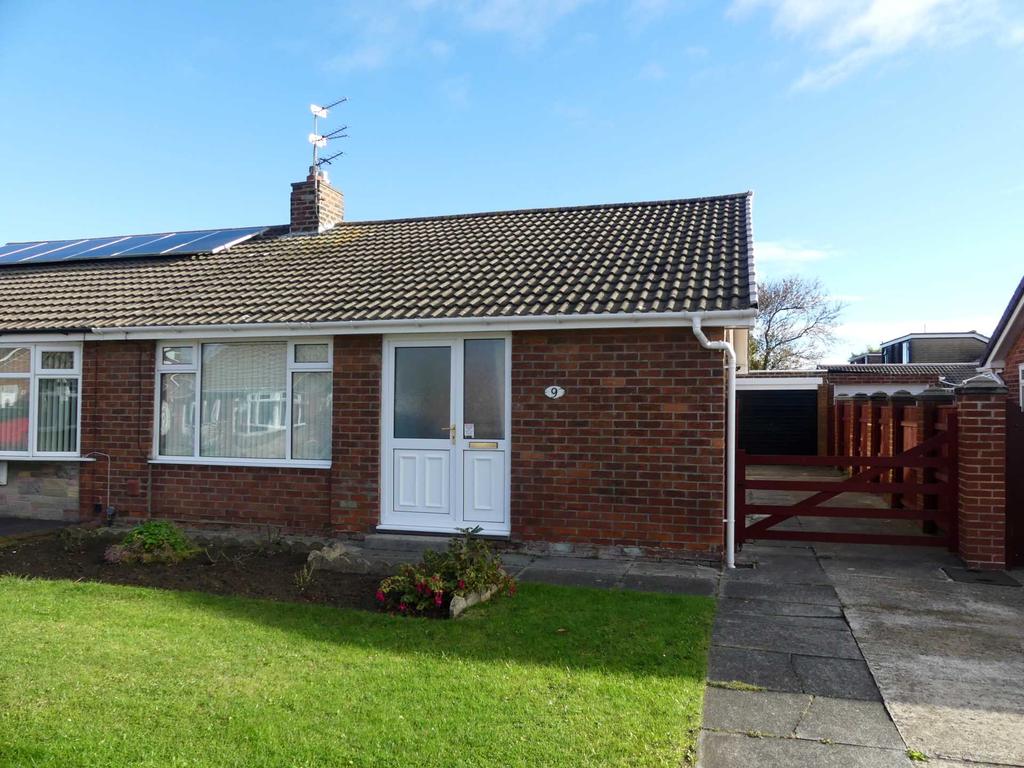 Kilton Close, Redcar 2 bed semi-detached bungalow - £159,950