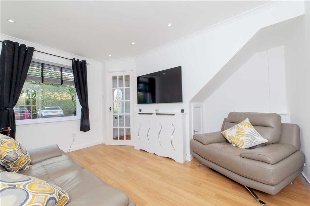 Vallantine Crescent, Tannochside... 2 bed terraced house £109,995