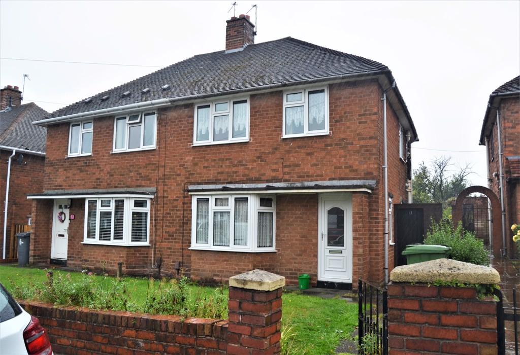 Dresden Close, Wolverhampton, West... 3 bed semidetached house £145,000