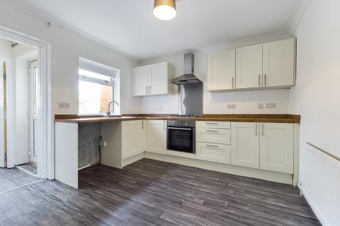 2 bedroom end of terrace house to rent, Derby Road, Chesterfield