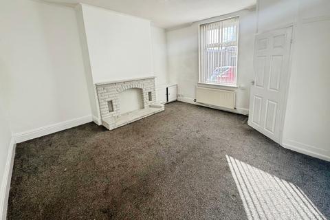 2 bedroom end of terrace house to rent, Watkin Street, Rochdale OL16