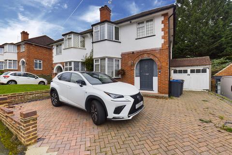 35 Littleheath Road, South Croydon, CR2 7SG