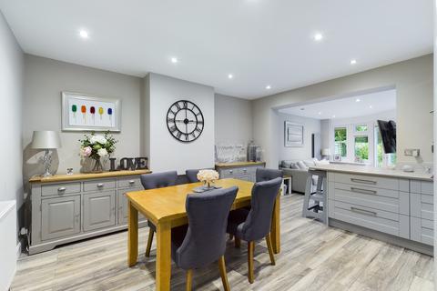 35 Littleheath Road, South Croydon, CR2 7SG