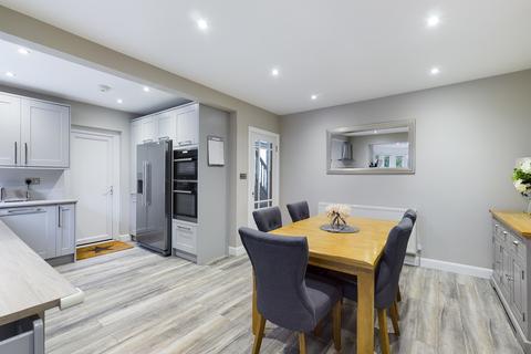 35 Littleheath Road, South Croydon, CR2 7SG