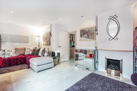 7 Burns Close, South Wonston, Winchester, SO21 3HG
