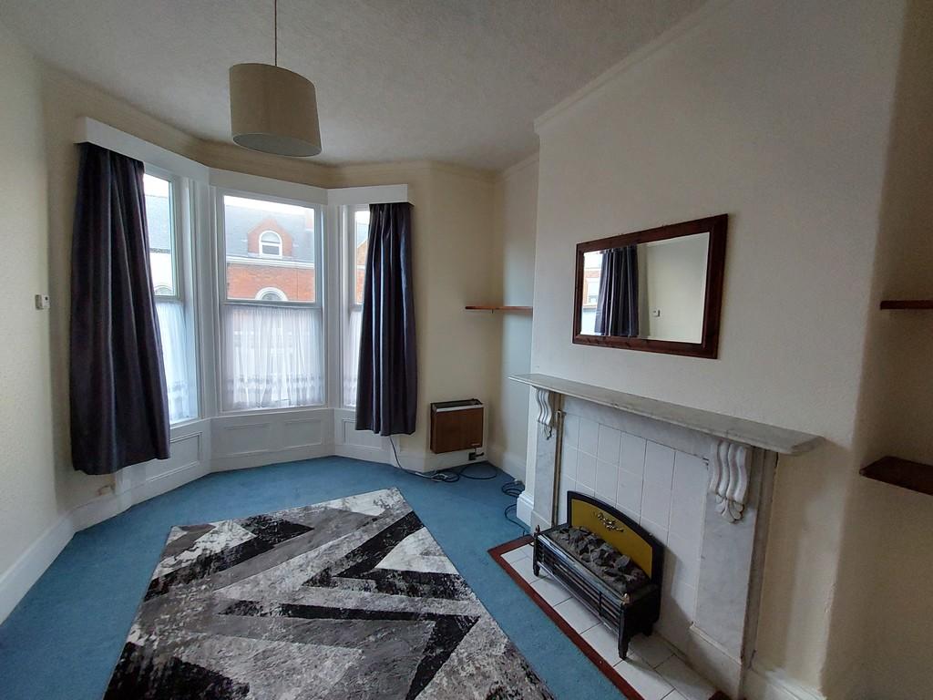 Londesborough Road, Scarborough 1 bed flat £450 pcm (£104 pw)