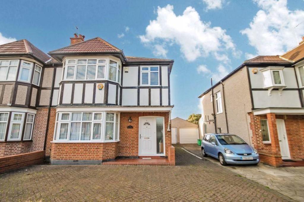 Deane Croft Road, Pinner 3 bed semidetached house £1,995 pcm (£460 pw)