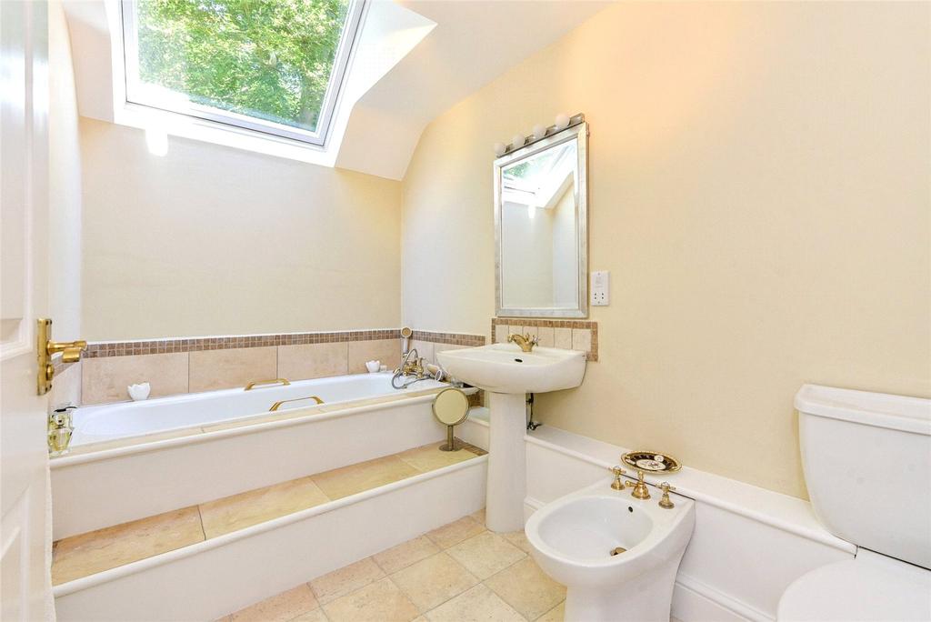 Ensuite