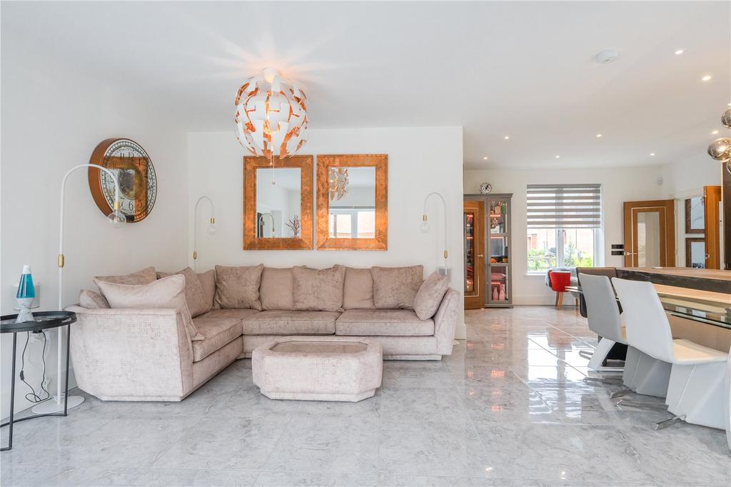 Living Area/Kitchen