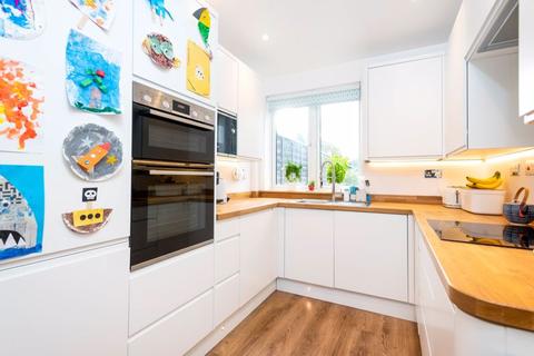 46 Warwick Road, Sidcup, DA14 6LJ