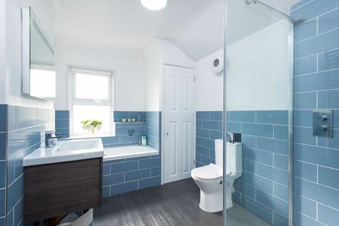46 Warwick Road, Sidcup, DA14 6LJ