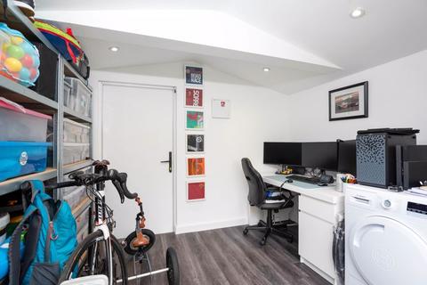 46 Warwick Road, Sidcup, DA14 6LJ