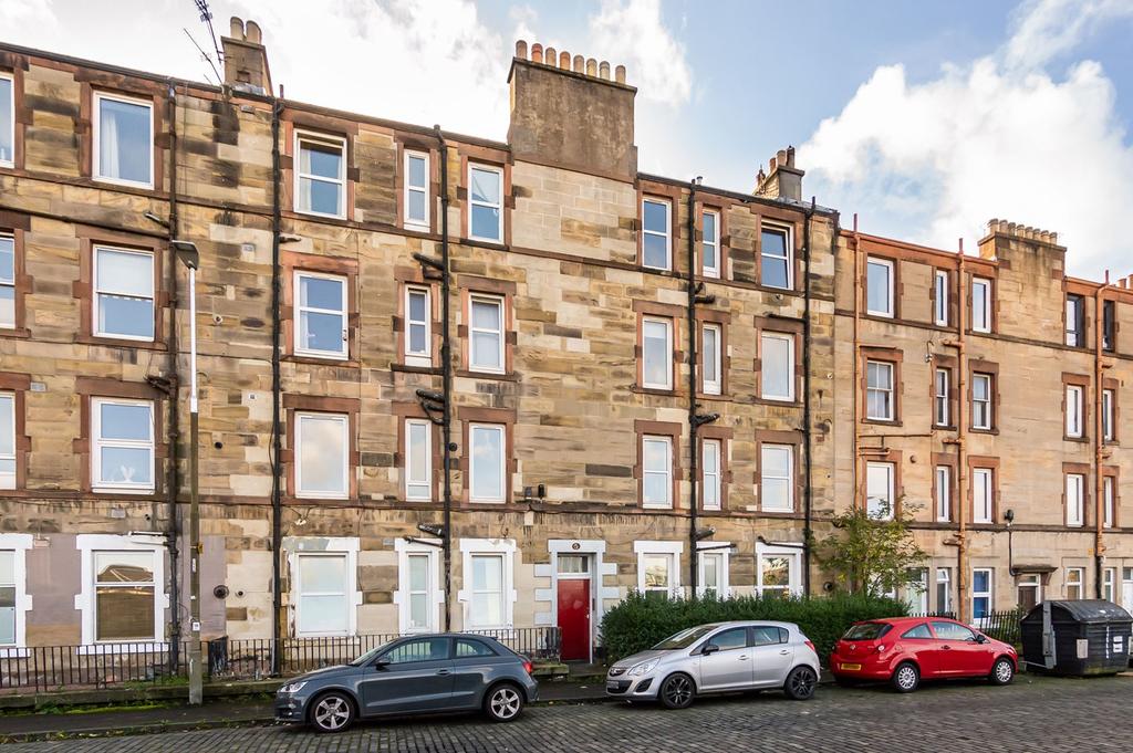 Wheatfield Place, Gorgie, Edinburgh... 1 bed ground floor flat - £130,000