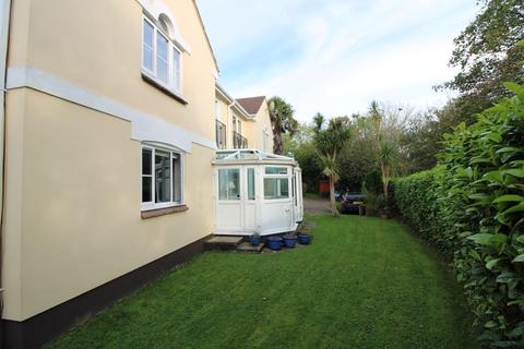 Flat 7, Palm Court David Penhaligon Way, Truro, TR1 2XT