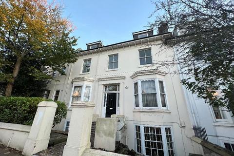 1 bedroom flat to rent, Buckingham Place, Brighton, East Sussex, BN1 3PJ