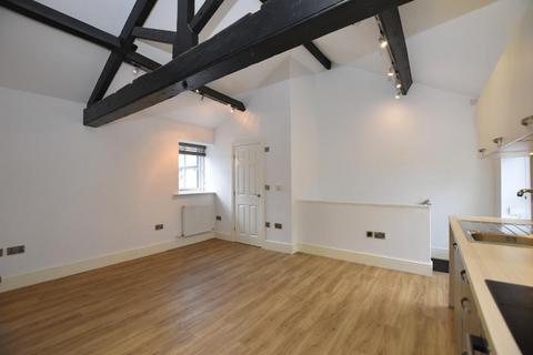 Studio to rent, Duck Street, Clitheroe, BB7 1LP