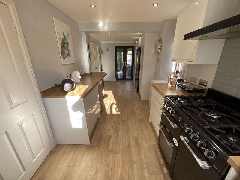 Beck Road, Madeley 4 bed detached house £275,000