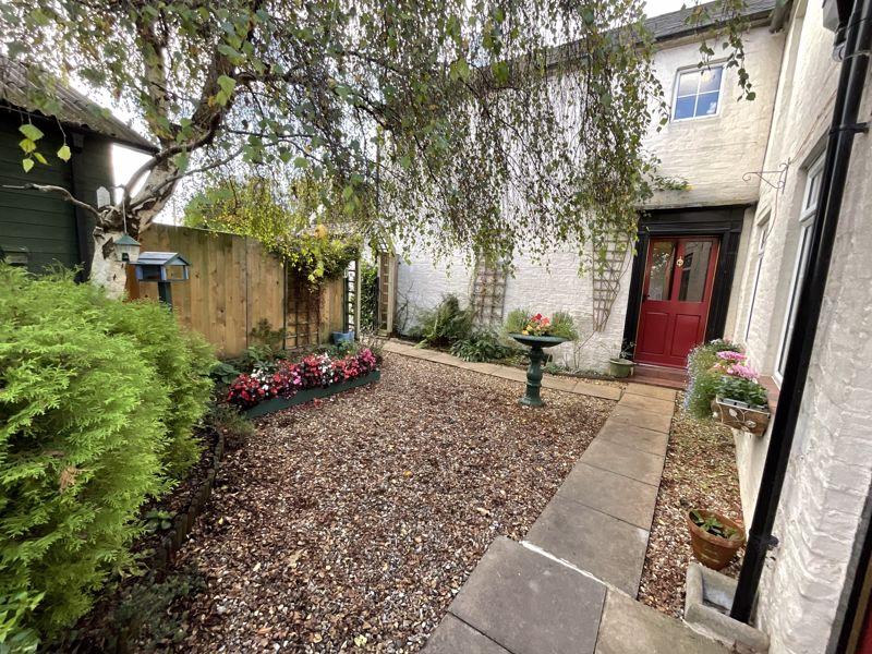 Newport Road, Gnosall, Stafford 3 bed detached house £375,000