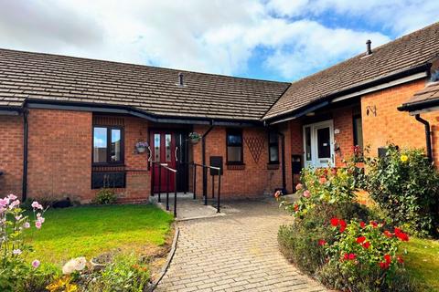 1 bedroom bungalow for sale, Bekonscot Court, Giffard Park, Milton Keynes