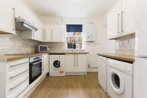 4 bedroom terraced house to rent, 242 Shoreham Street, City Centre