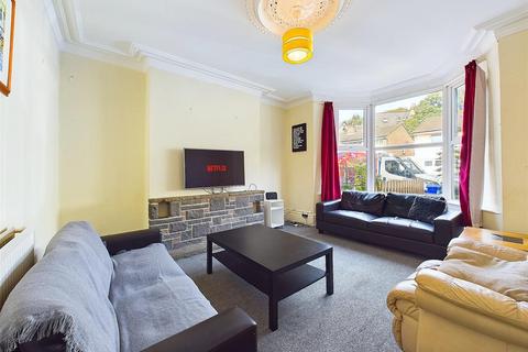 8 bedroom semi-detached house to rent, 26 Endcliffe Terrace Road, Hunters Bar