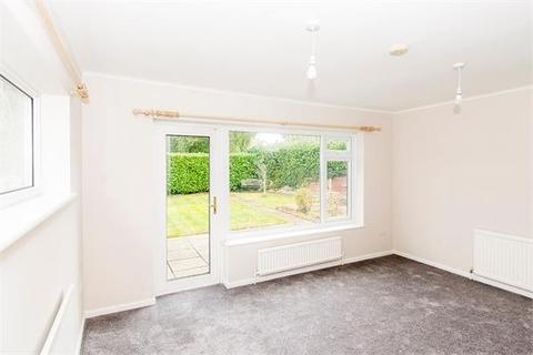 2 bedroom detached bungalow for sale - Alder Crescent, Lutterworth