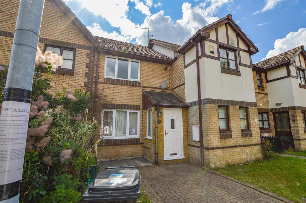 Collingwood Drive, London Colney 2 bed terraced house £369,950