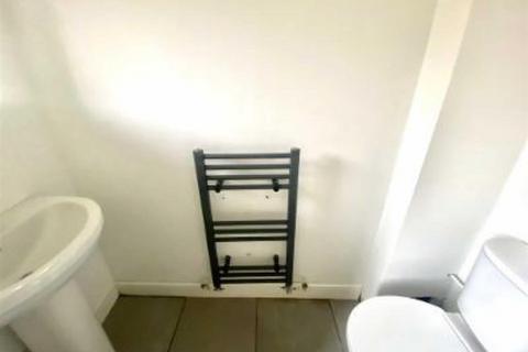 3 bedroom townhouse to rent, Hinckley Road, Burbage