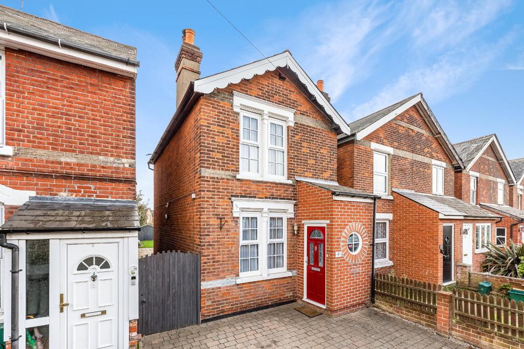 Bourne Road, Colchester 3 bed detached house £300,000